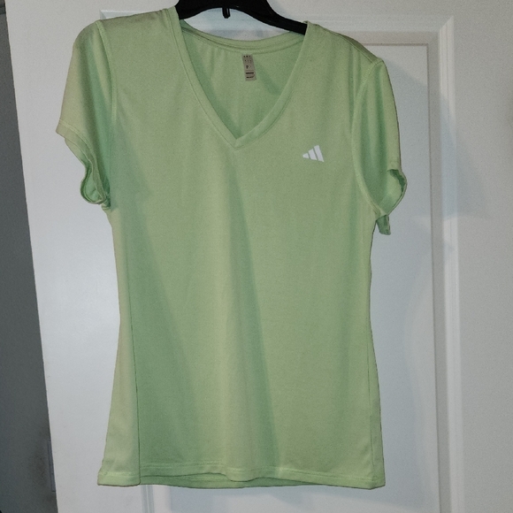 Adidas Green Fitted Short Sleeve T-Shirt - Picture 1 of 2
